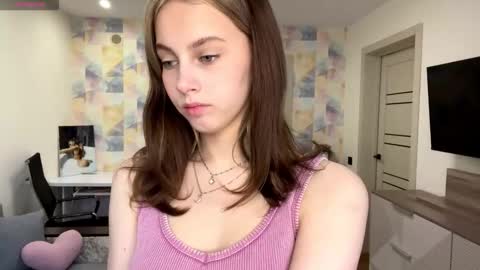 Jolyn online show from March 4, 4:41 am