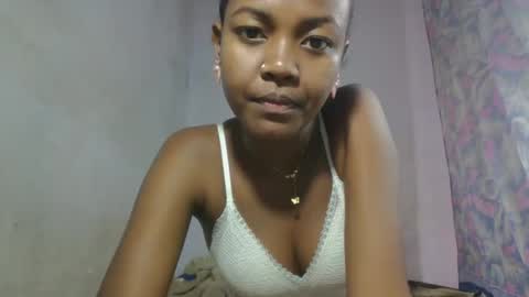 aurelie08 online show from May 20, 9:17 am