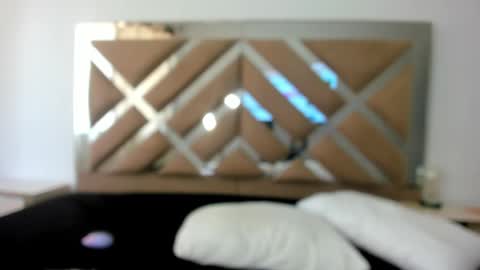 aurola_star online show from May 26, 4:06 pm