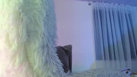 Aurora online show from September 20, 1:05 am