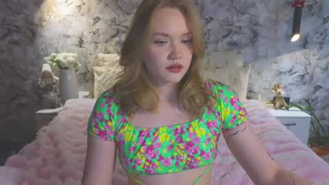 Kate online show from May 22, 8:34 am