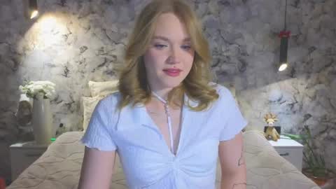 Kate online show from May 19, 4:36 pm