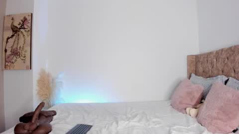 ...  ... online show from February 4, 10:24 pm