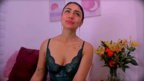 Aurora Ponce online show from October 4, 9:26 am