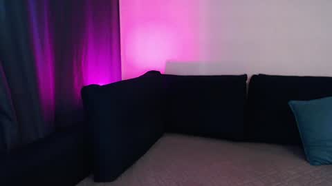 Aurora online show from April 10, 7:58 am