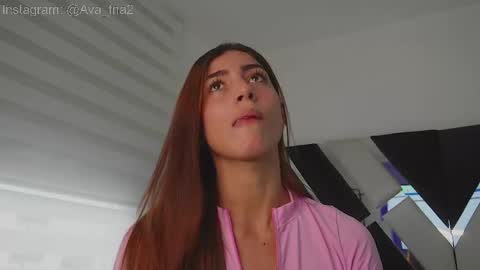 Snapshot of ava_fontana2 chatting on September 27, 9:22 pm Ava Fontana online show from September 27, 9:22 pm