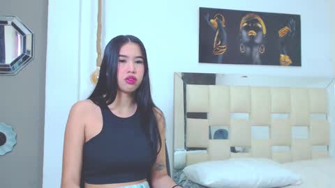 Snapshot of ava_jhonsson chatting on March 8, 3:54 pm ava online show from March 8, 3:54 pm