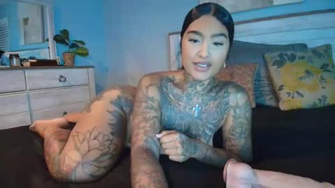Ava Eve online show from May 6, 9:35 am