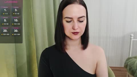 Ava online show from December 5, 3:17 pm