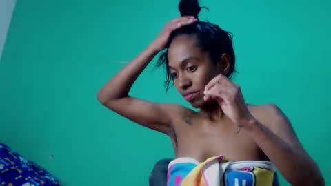 avalericherrycm101 online show from November 10, 9:15 am