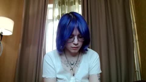 avaobierne online show from May 15, 6:16 am