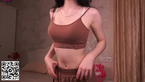 aveloria online show from November 17, 6:30 pm