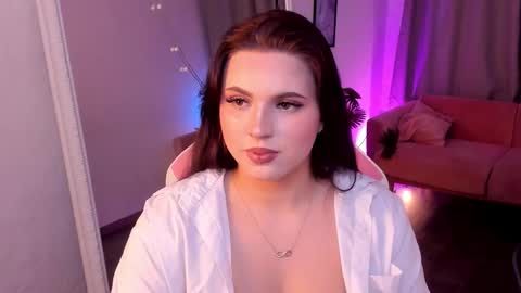 Avery online show from December 22, 10:24 pm