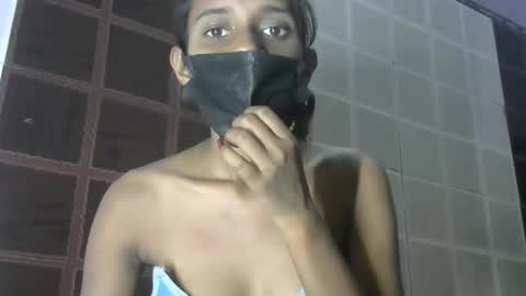 avery_lust01 online show from March 26, 5:42 am