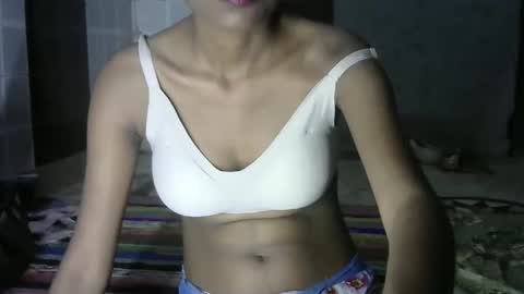 avery_lust01 online show from May 26, 6:13 am