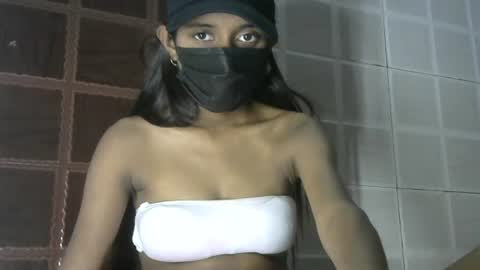 avery_lust01 online show from May 3, 6:50 am