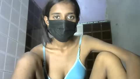 avery_lust01 online show from May 25, 6:01 am