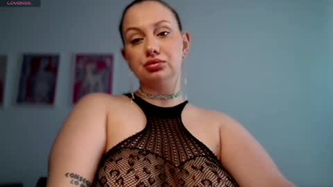 Avery online show from May 20, 3:36 am
