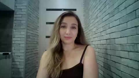 avinelra online show from March 30, 3:55 pm