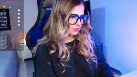 Avrill Morgan online show from February 15, 10:20 pm