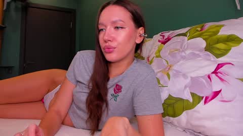 Snapshot of awgustina_sweetheart22 chatting on January 3, 11:14 am Awgustina online show from January 3, 11:14 am