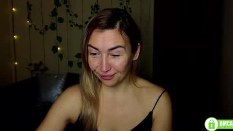 Jully online show from January 6, 6:33 pm