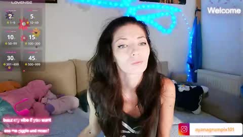 Snapshot of ayanagrumpix101 chatting on October 21, 1:09 am AyanaGrumpix online show from October 21, 1:09 am