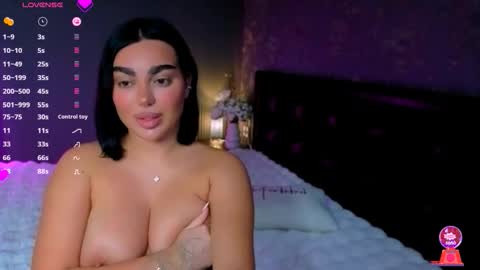  Ayla Demir  online show from November 7, 12:05 am