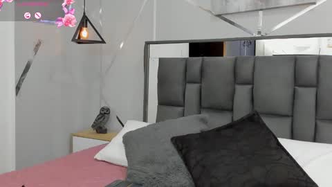 Ayla online show from January 26, 1:41 am