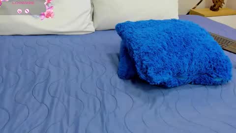 Ayla online show from February 7, 2:51 am