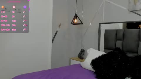 Ayla online show from January 31, 10:10 pm