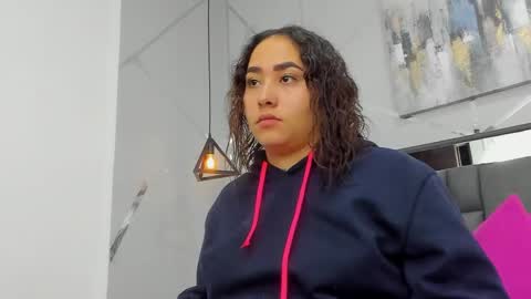Ayla online show from December 12, 2:04 am