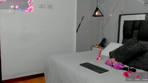 Ayla online show from March 2, 1:37 am