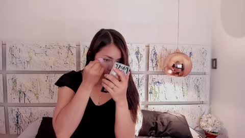 SOPHY ROGERS online show from April 4, 12:04 pm