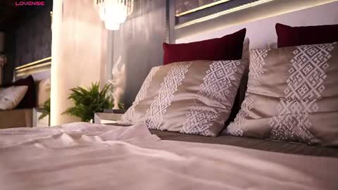 Aylin Millerxs online show from July 1, 8:19 pm
