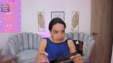 ayshel_cooperr online show from October 26, 4:41 am