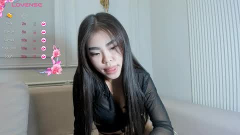 Ayumi online show from November 12, 10:30 pm