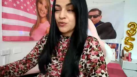 Azucena R online show from May 21, 3:32 pm
