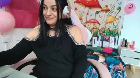 Azucena R online show from May 6, 3:49 pm