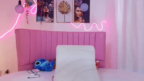 PRINCESS AZUL. online show from May 13, 10:37 pm