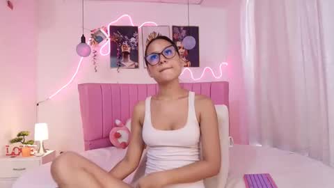 PRINCESS AZUL. online show from May 8, 9:16 pm