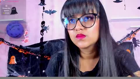 azul_moonn online show from November 2, 3:43 am