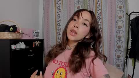 azumi saan online show from May 12, 2:09 am