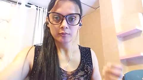 azura lion online show from April 24, 4:48 am