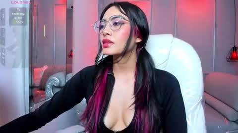 Azura online show from December 19, 8:34 pm