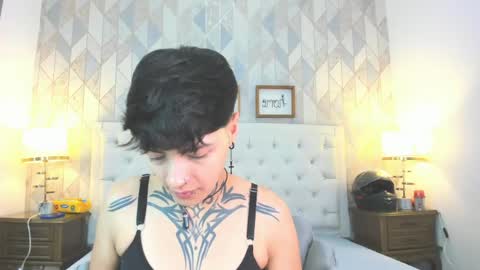 Anny online show from May 22, 3:37 am