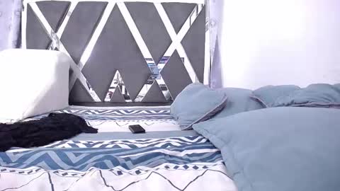 valentina online show from December 20, 2:32 pm