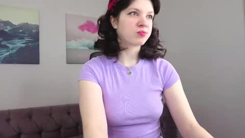 Evalena maybe just Eva online show from May 9, 5:20 am