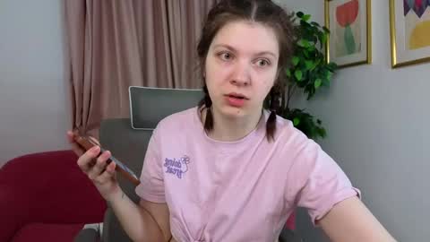 Evalena maybe just Eva online show from May 29, 5:27 am