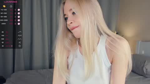 Emily online show from December 20, 6:08 am